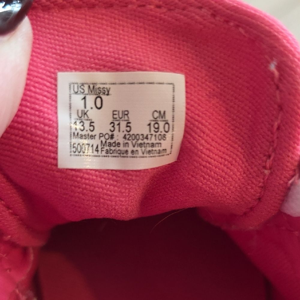 Vans Kids Sneakers in Vibrant Pink and Classic White - Picture 2 of 8